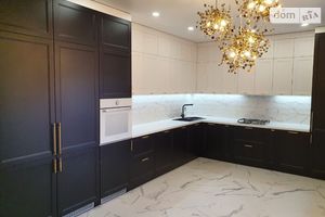 Продається 3-кімнатна квартира 120 кв. м у Вінниці