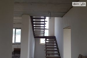 Продается одноэтажный дом 220 кв. м с балконом