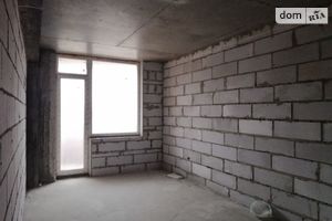 Продается 2-комнатная квартира 75.8 кв. м в Тернополе