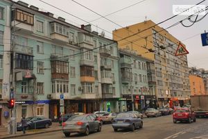 Здається в оренду приміщення вільного призначення 180 кв. м в 4-поверховій будівлі