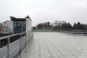 Продається приміщення вільного призначення 272 кв. м в 4-поверховій будівлі