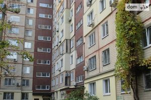Продается 3-комнатная квартира 65 кв. м в Днепре