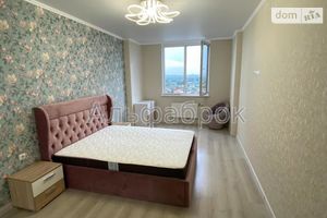 Продается 2-комнатная квартира 66 кв. м в Киеве