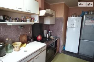Продается 4-комнатная квартира 88.9 кв. м в Днепре