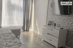 Продается 3-комнатная квартира 99 кв. м в Одессе