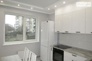 Продається 1-кімнатна квартира 36.3 кв. м у Одесі