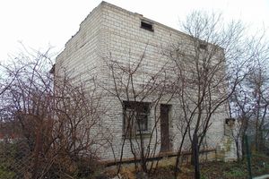 Продается дом на 2 этажа 65 кв. м с садом