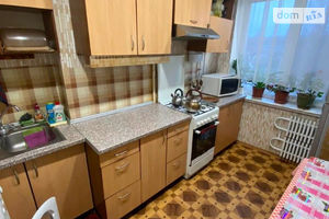 Продается 2-комнатная квартира 47 кв. м в Днепре