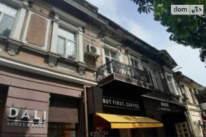 Продается офис 143 кв. м в жилом фонде