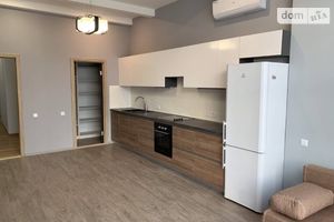 Продается 2-комнатная квартира 90 кв. м в Одессе