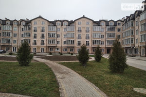 Продается 1-комнатная квартира 71.36 кв. м в Ужгороде