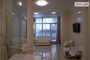 Сдается в аренду 1-комнатная квартира 65 кв. м в Одессе