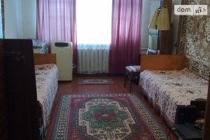 Продається 2-кімнатна квартира 48 кв. м у Рівному