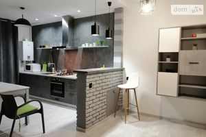 Сдается в аренду 2-комнатная квартира 45 кв. м в Херсоне