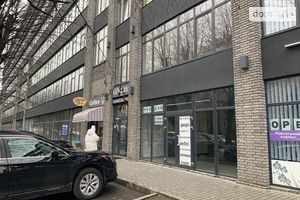 Продається приміщення вільного призначення 73 кв. м в 5-поверховій будівлі