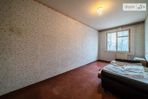 Продается 2-комнатная квартира 46 кв. м в Чернигове