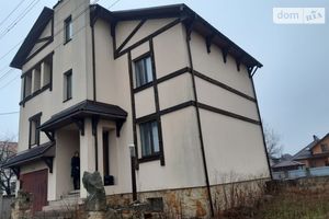 Продается дом на 3 этажа 196 кв. м с балконом