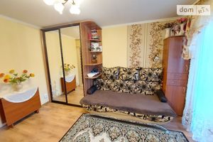 Продается 1-комнатная квартира 22.4 кв. м в Тернополе