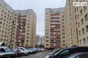 Продается 2-комнатная квартира 67.6 кв. м в Хмельницком