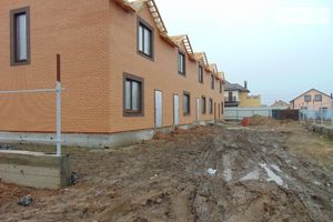 Продается дом на 2 этажа 100 кв. м с террасой