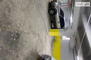 Здається в оренду місце на стоянці під легкове авто на 25 кв. м