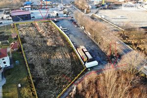 Продається земельна ділянка 44 соток у Львівській області
