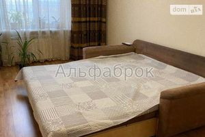 Сдается в аренду 1-комнатная квартира 42 кв. м в Киеве