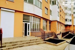 Сдается в аренду помещения свободного назначения 75.8 кв. м в 10-этажном здании