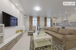 Сдается в аренду 4-комнатная квартира 130 кв. м в Киеве