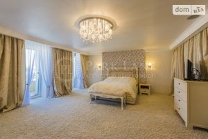 Продается 4-комнатная квартира 192 кв. м в Киеве
