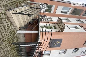 Продается помещения свободного назначения 105 кв. м в 5-этажном здании