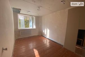 Продается 1-комнатная квартира 38 кв. м в Жмеринке