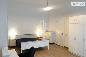 Сдается в аренду 3-комнатная квартира 123 кв. м в Киеве