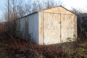 Продается место в гаражном кооперативе универсальный на 30 кв. м