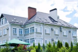 Сдается в аренду дом на 3 этажа 1500 кв. м с террасой