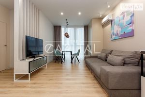 Продается 2-комнатная квартира 61 кв. м в Киеве