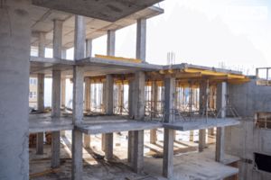 Продається 2-кімнатна квартира 69.73 кв. м у Івано-Франківську