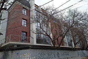 Продается 3-комнатная квартира 75.6 кв. м в Одессе