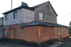 Продается дом на 2 этажа 155 кв. м с камином