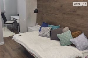 Продается 3-комнатная квартира 80 кв. м в Днепре