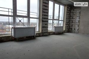 Продается 3-комнатная квартира 137 кв. м в Чернигове