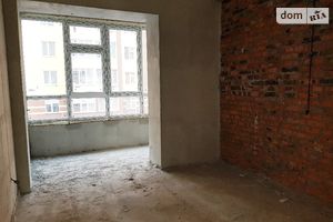 Продається 2-кімнатна квартира 74.66 кв. м у Хмельницькому