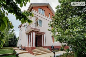 Продается одноэтажный дом 372 кв. м с камином