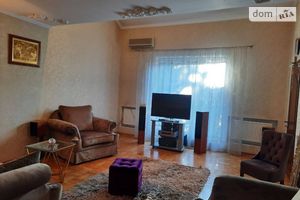 Продается дом на 2 этажа 170 кв. м с баней/сауной