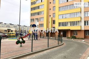 Продается 4-комнатная квартира 120 кв. м в Львове