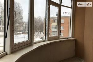 Продается 3-комнатная квартира 105 кв. м в Полтаве
