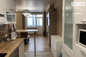 Продается 3-комнатная квартира 66.5 кв. м в Николаеве