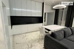 Продається 2-кімнатна квартира 85 кв. м у Одесі