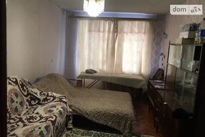 Сдается в аренду 1-комнатная квартира 39 кв. м в Луцке
