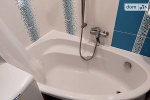 Продается 3-комнатная квартира 49 кв. м в Виннице